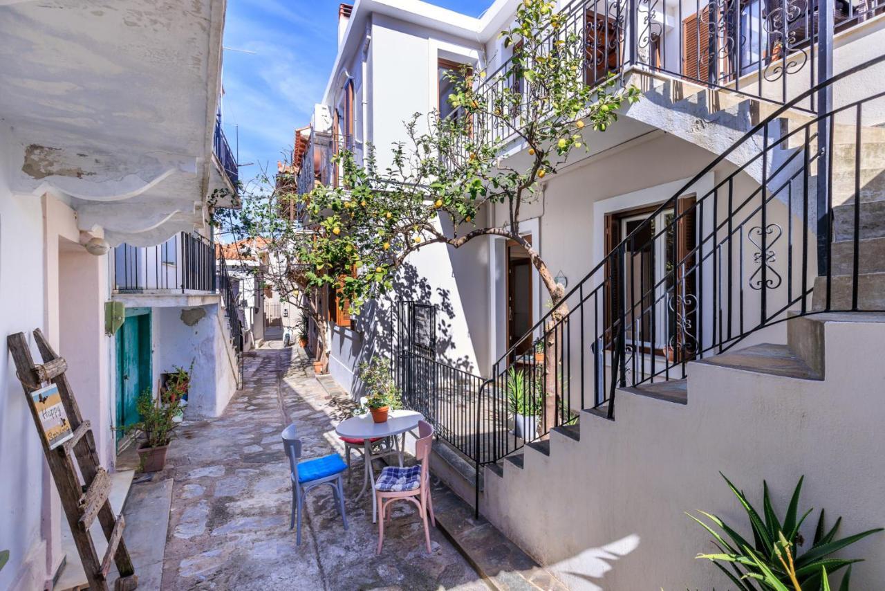 Petradi Town Apartment Skopelos Town