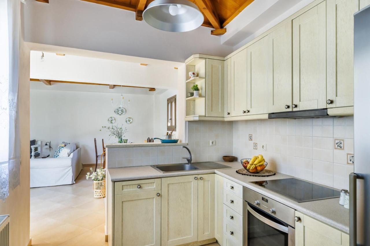 Apartment Petradi Town *